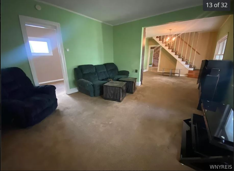 125 Weaver St #REAR - Photo 2 of 12