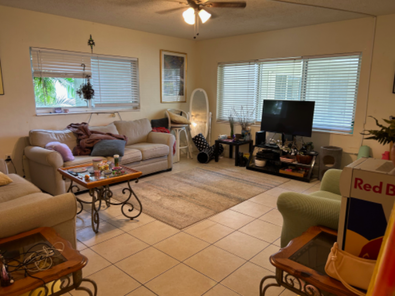 265 Sw 7th St - Photo 7 of 19