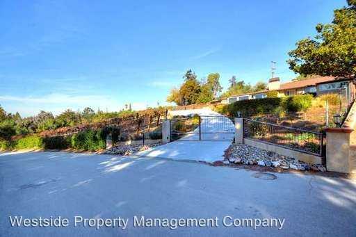 10925 Prieta Ct - Photo 2 of 19