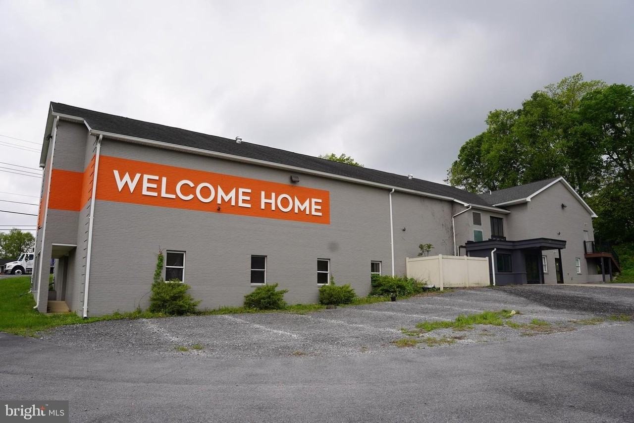 7595 Martinsburg Pike