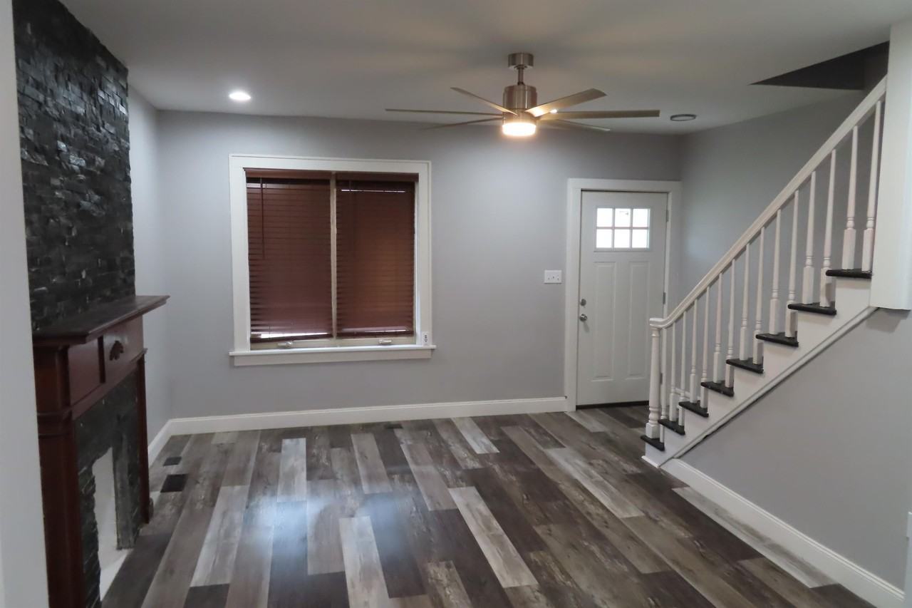 1663 Sycamore Street - Photo 7 of 36