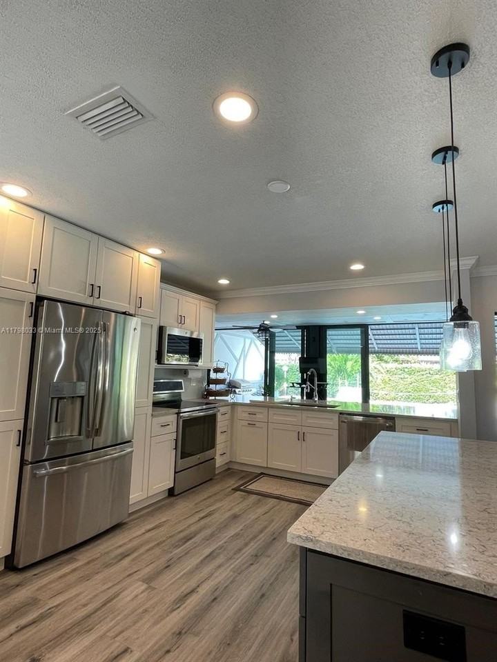 2230 North 50th Avenue #0 - Photo 2 of 23