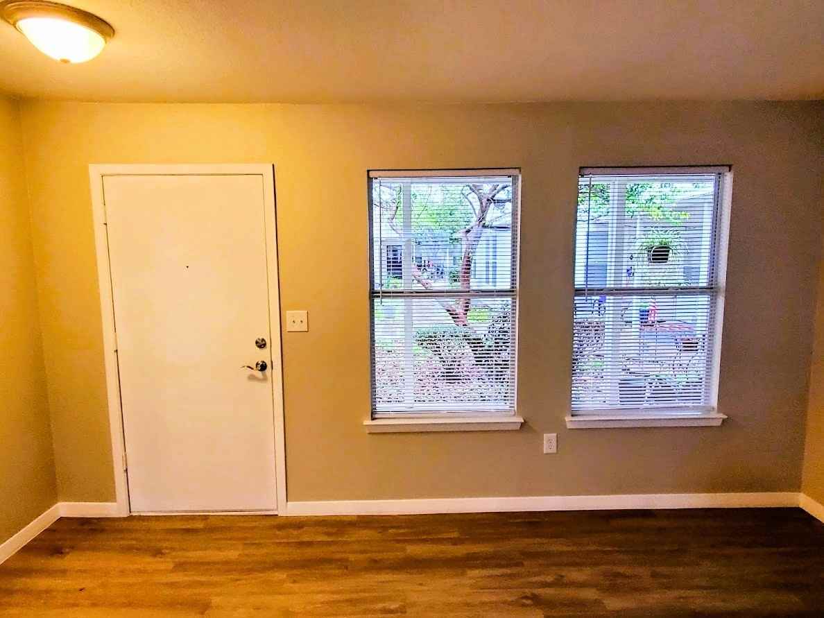 219 Northeast 1st Street - Photo 2 of 20