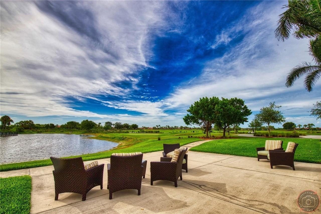 10039 Crooked Creek Dr #102 - Photo 6 of 36