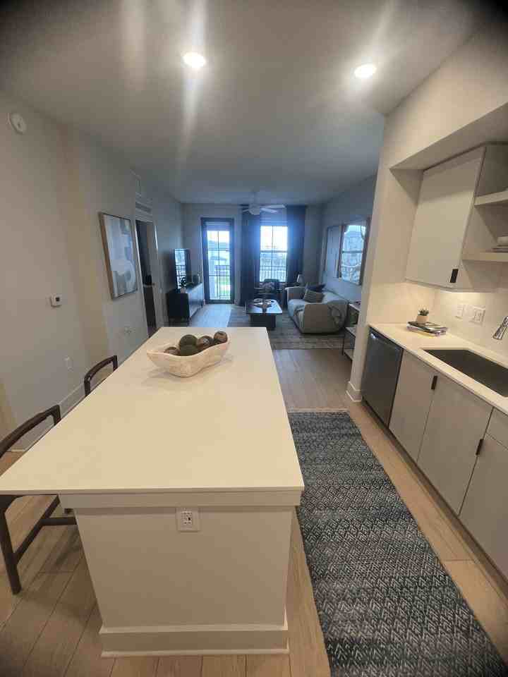 9030 Sw 158th Ave - Photo 3 of 7