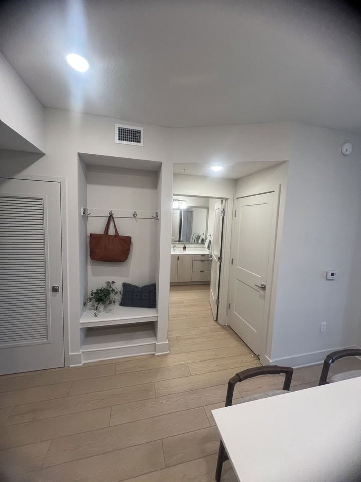 9030 Sw 158th Ave - Photo 4 of 7