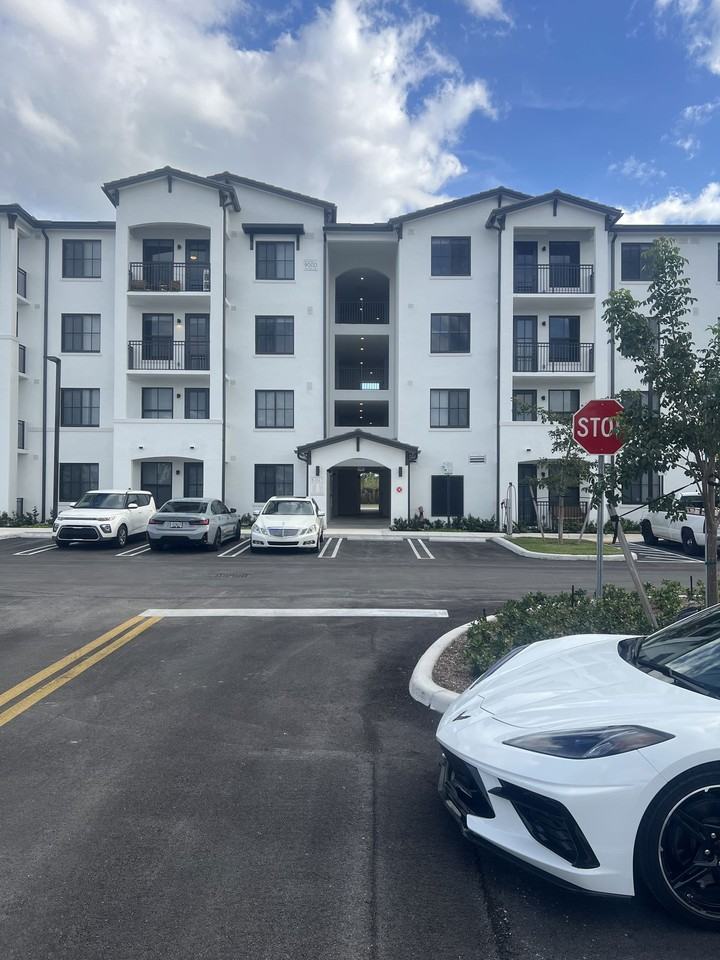 9030 Sw 158th Ave - Photo 7 of 7