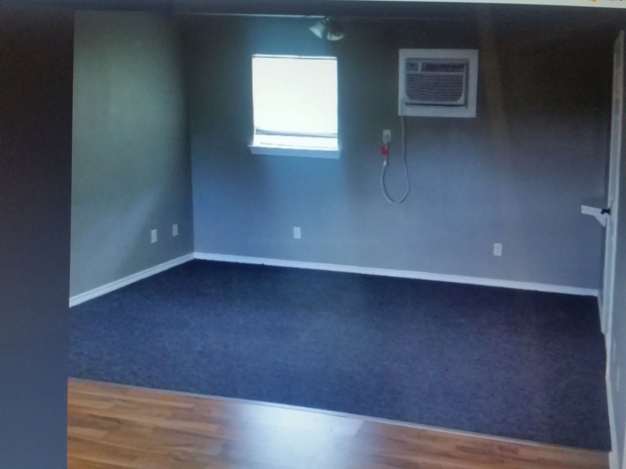 1976 Quality Blvd - Photo 5 of 8