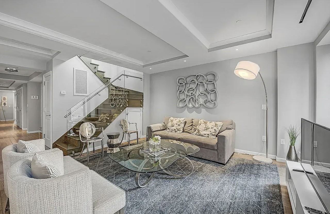 207 W 75th St #PH - Photo 7 of 8