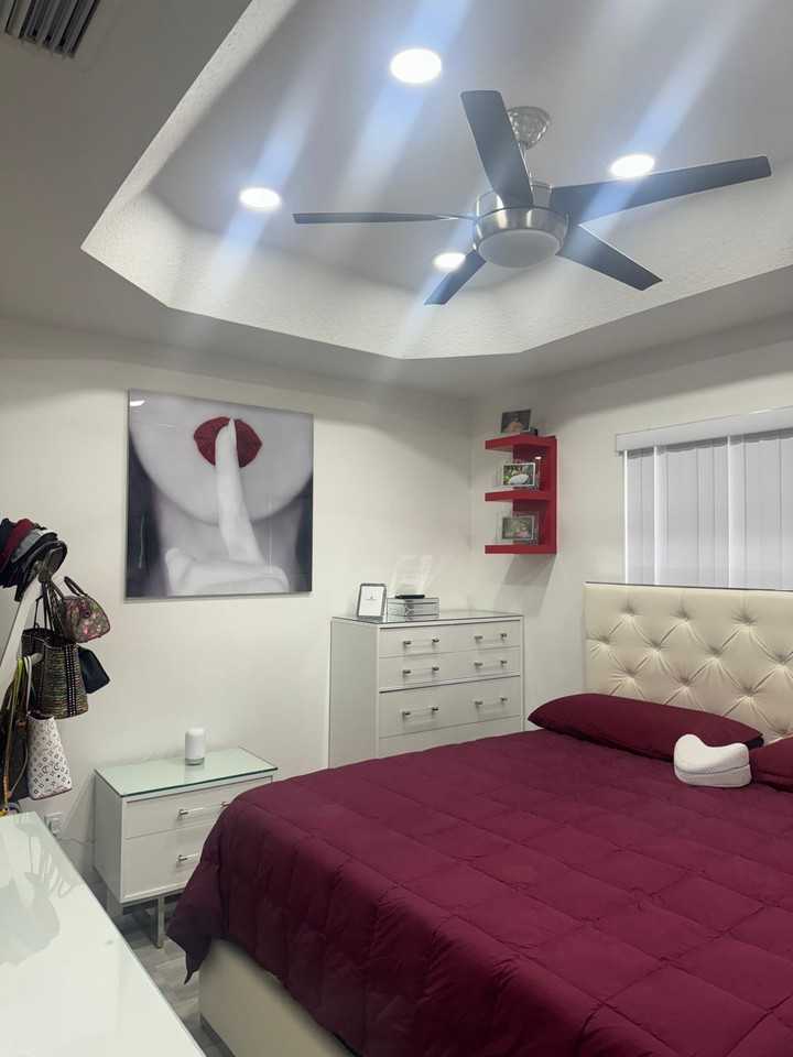 4144 Ne 26th St - Photo 7 of 8