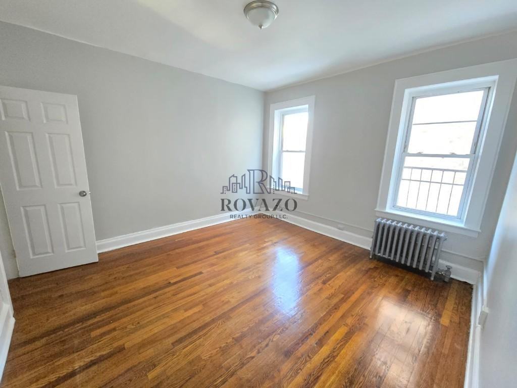 993 Stuyvesant Avenue #C7 - Photo 3 of 4