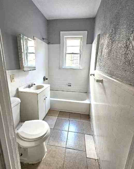 193 Munn Ave #3 - Photo 2 of 6