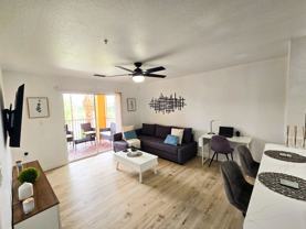 5447 Vineland Rd - Photo 1 of 1