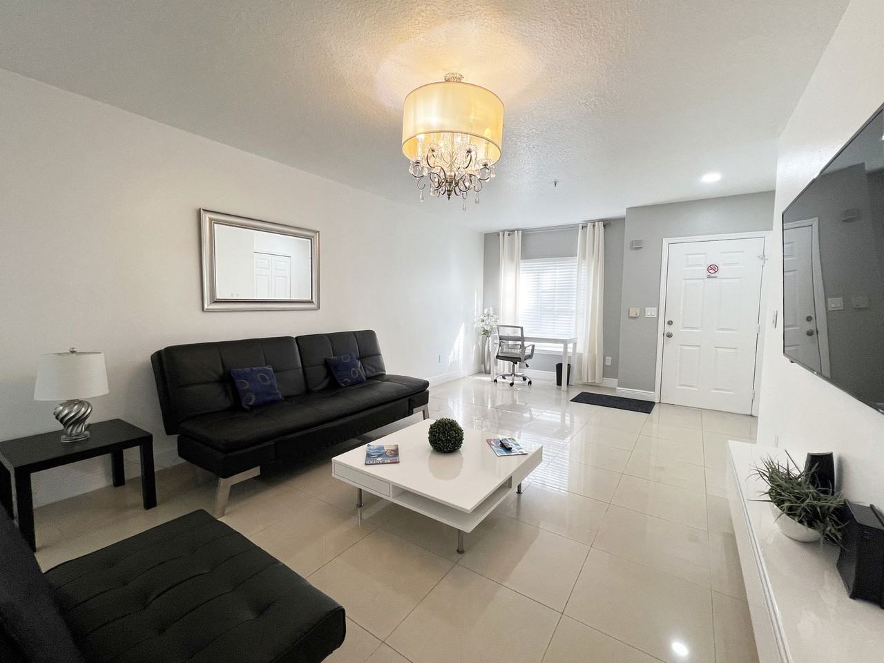 4368 S Kirkman Rd - Photo 2 of 8