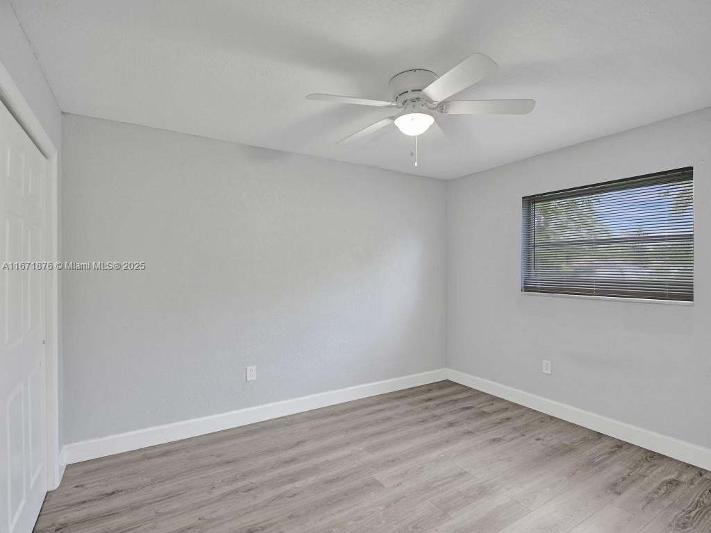 Nw 20th St #A - Photo 6 of 8