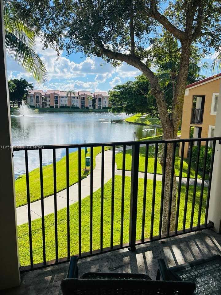 E Preserve Way #216 - Photo 2 of 6