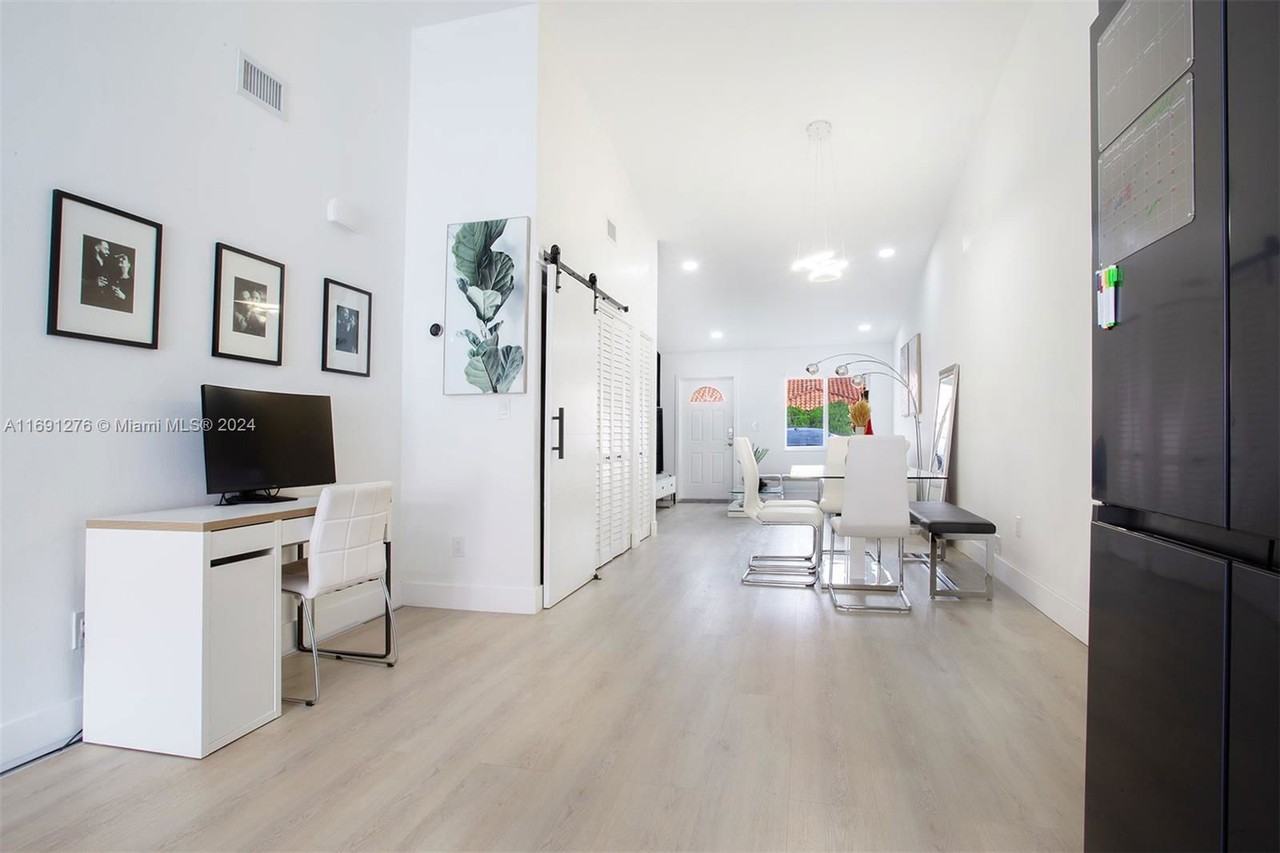 5442 W 27th Ave - Photo 2 of 6