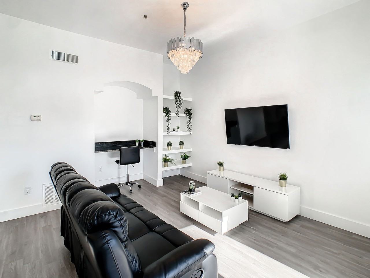 7240 Westpointe Blvd #1135 - Photo 2 of 8