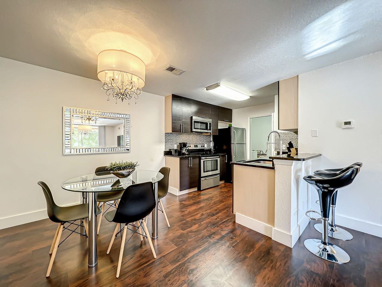 Pissarro Dr #211 - Photo 7 of 8