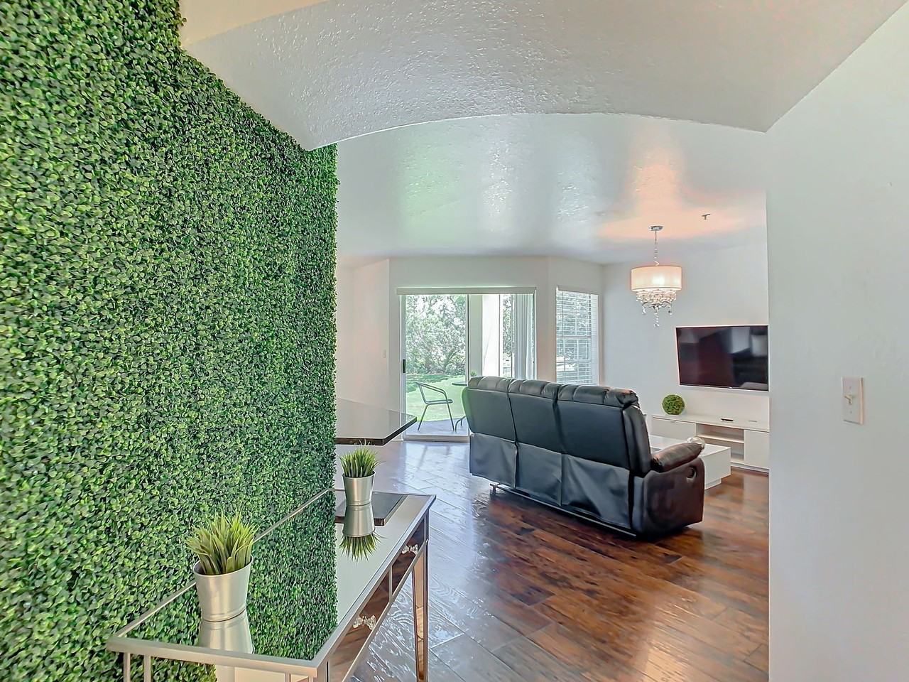 Westpointe Blvd #1412 - Photo 6 of 8