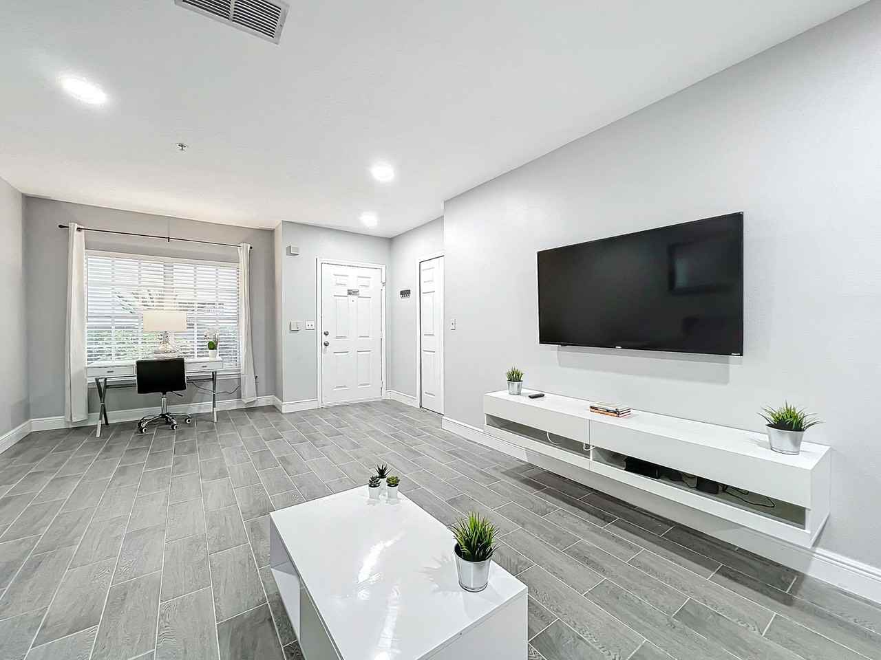 S Kirkman Rd #1203 - Photo 4 of 8