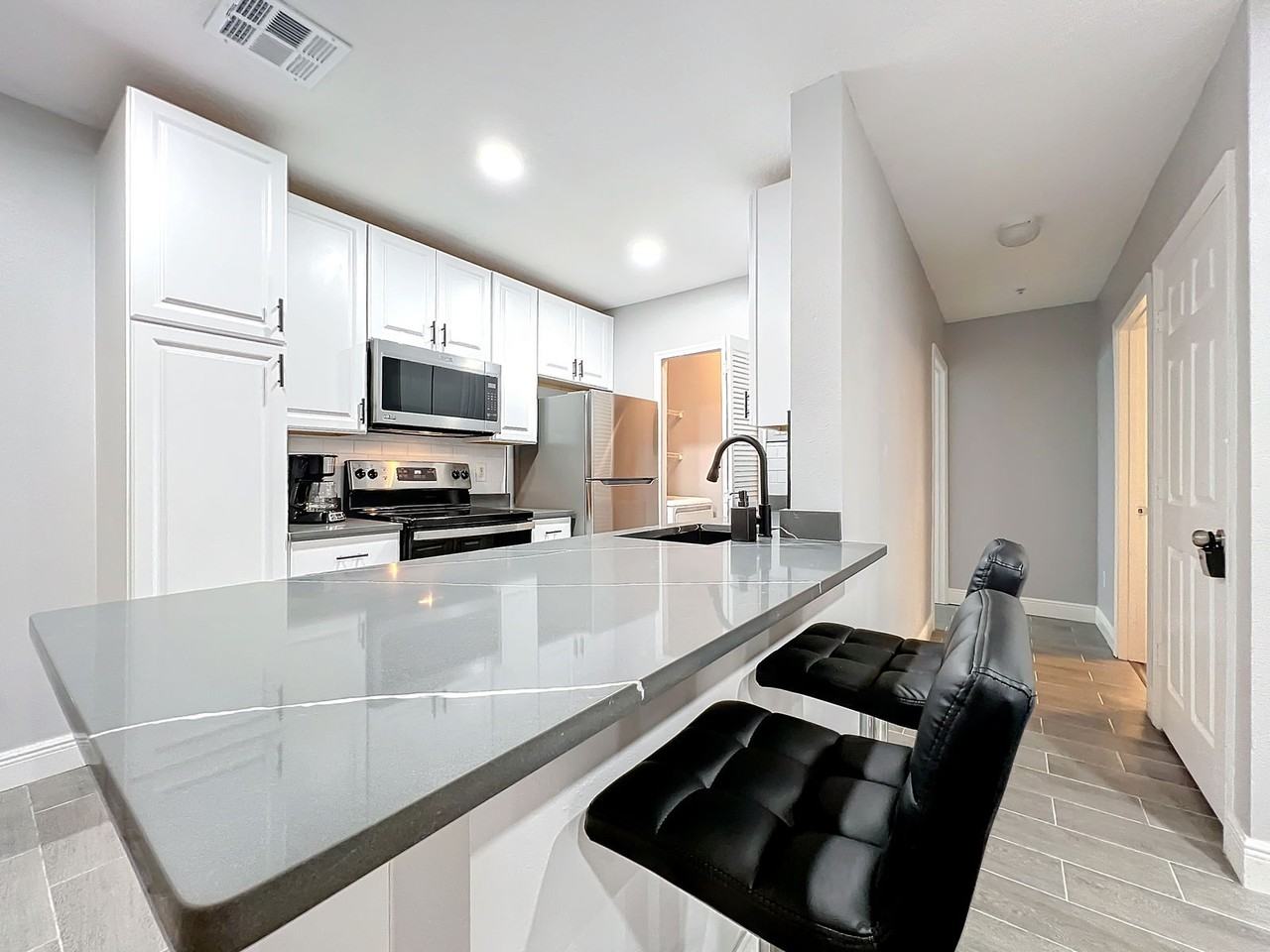 S Kirkman Rd #1203 - Photo 5 of 8