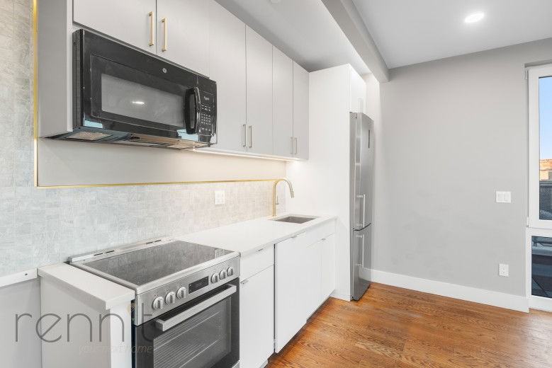 853 Lexington Avenue #7C - Photo 5 of 8