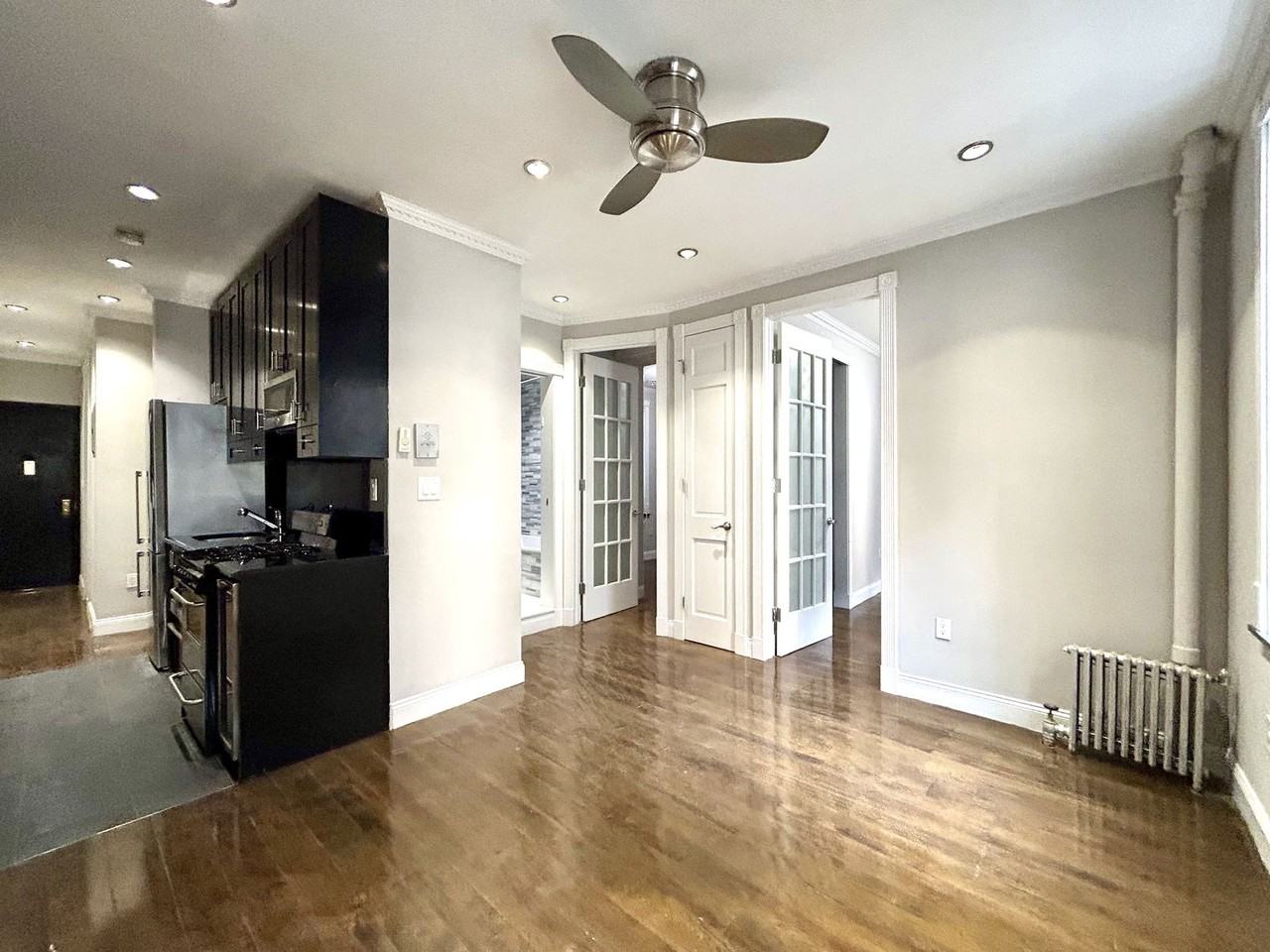 336 E 18th St - Photo 3 of 8