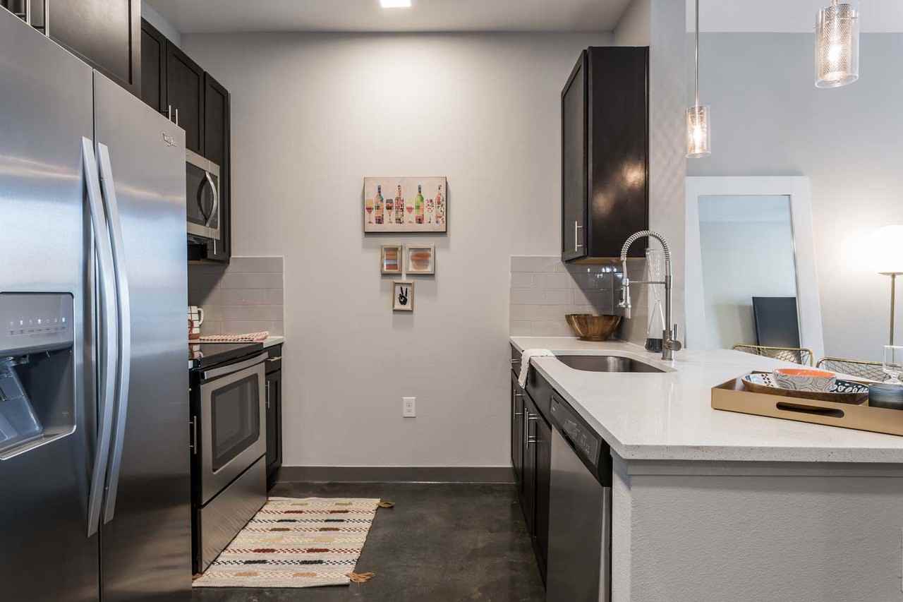 1111 Durham Dr #AZ1 - Photo 2 of 8