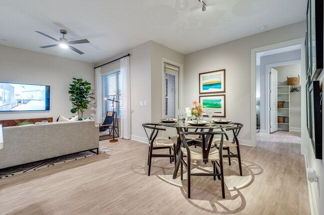 Montrose Blvd #MBB1 - Photo 3 of 8