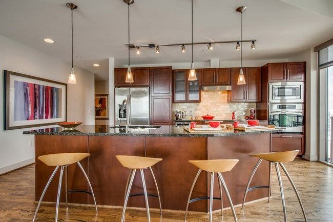 Mckinney St #OPP2 - Photo 3 of 8