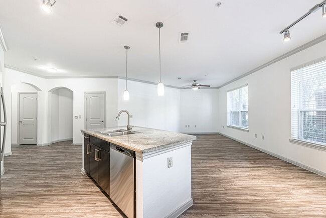 Lakes at 610 Drive - Photo 4 of 8