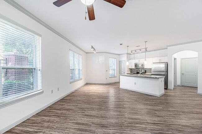 Lakes at 610 Drive - Photo 7 of 8