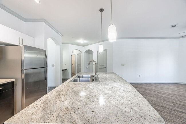 Lakes At 610 Dr - Photo 3 of 8