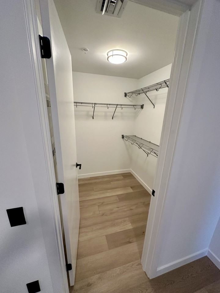 307 Sw 5th St #1204 - Photo 7 of 8