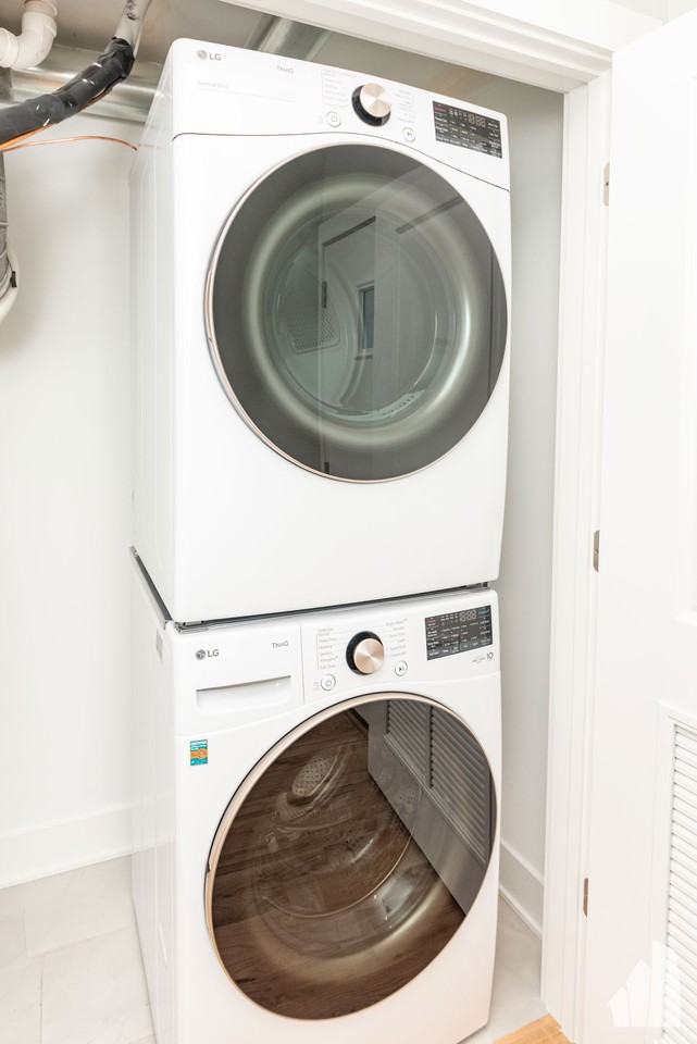 2535 N Campbell Ave #2541 - Photo 2 of 8