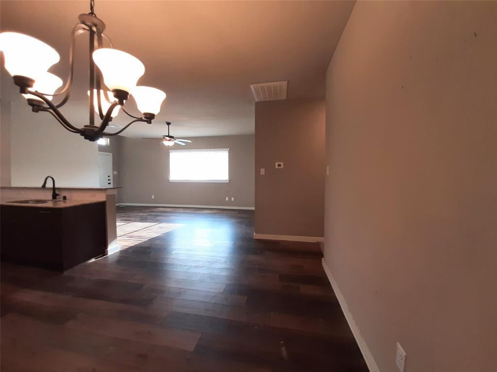 9733 Grosbeak Ln - Photo 6 of 8