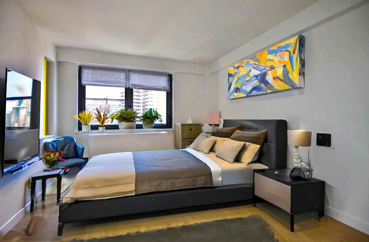 222 E 39th St #9BB - Photo 4 of 8