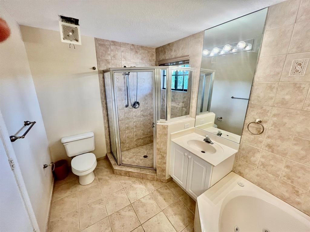 El Cid Ct - Photo 7 of 7