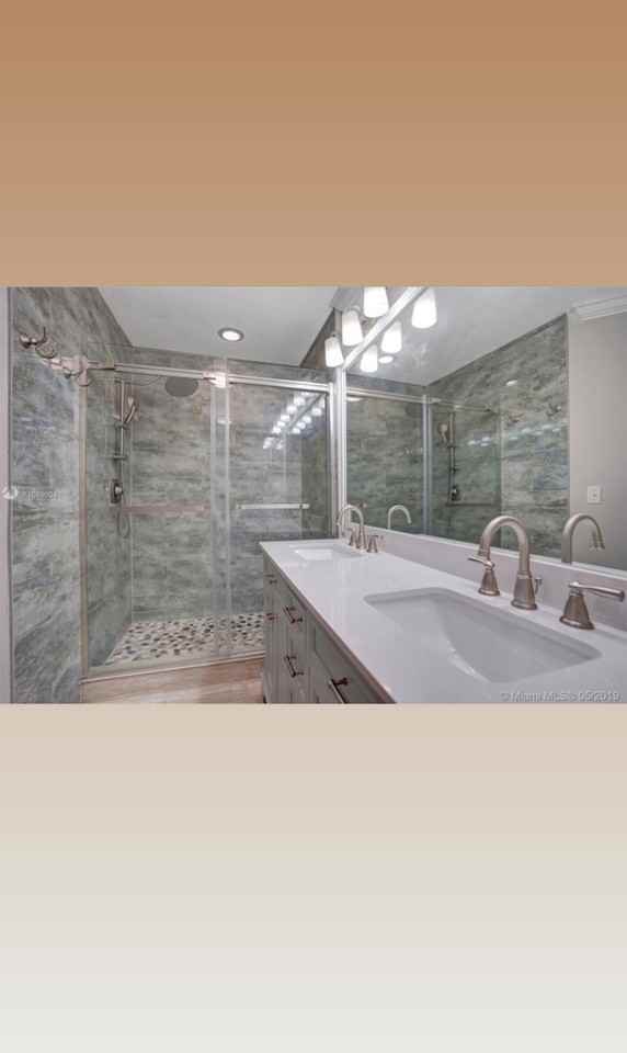 6760 N Pine Island Rd - Photo 7 of 8