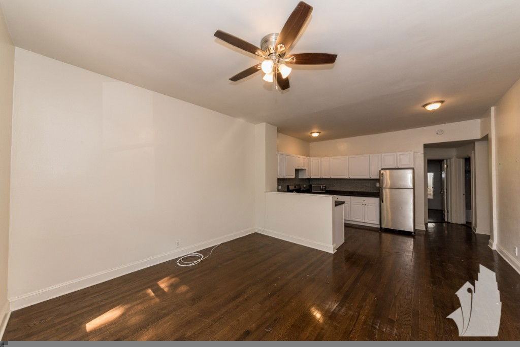 3815 N Greenview Ave #W01 - Photo 3 of 8