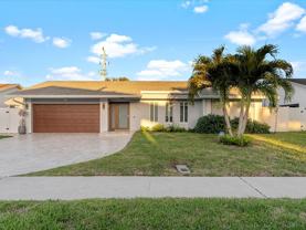 1398 Sw 24th Ter - Photo 1 of 1
