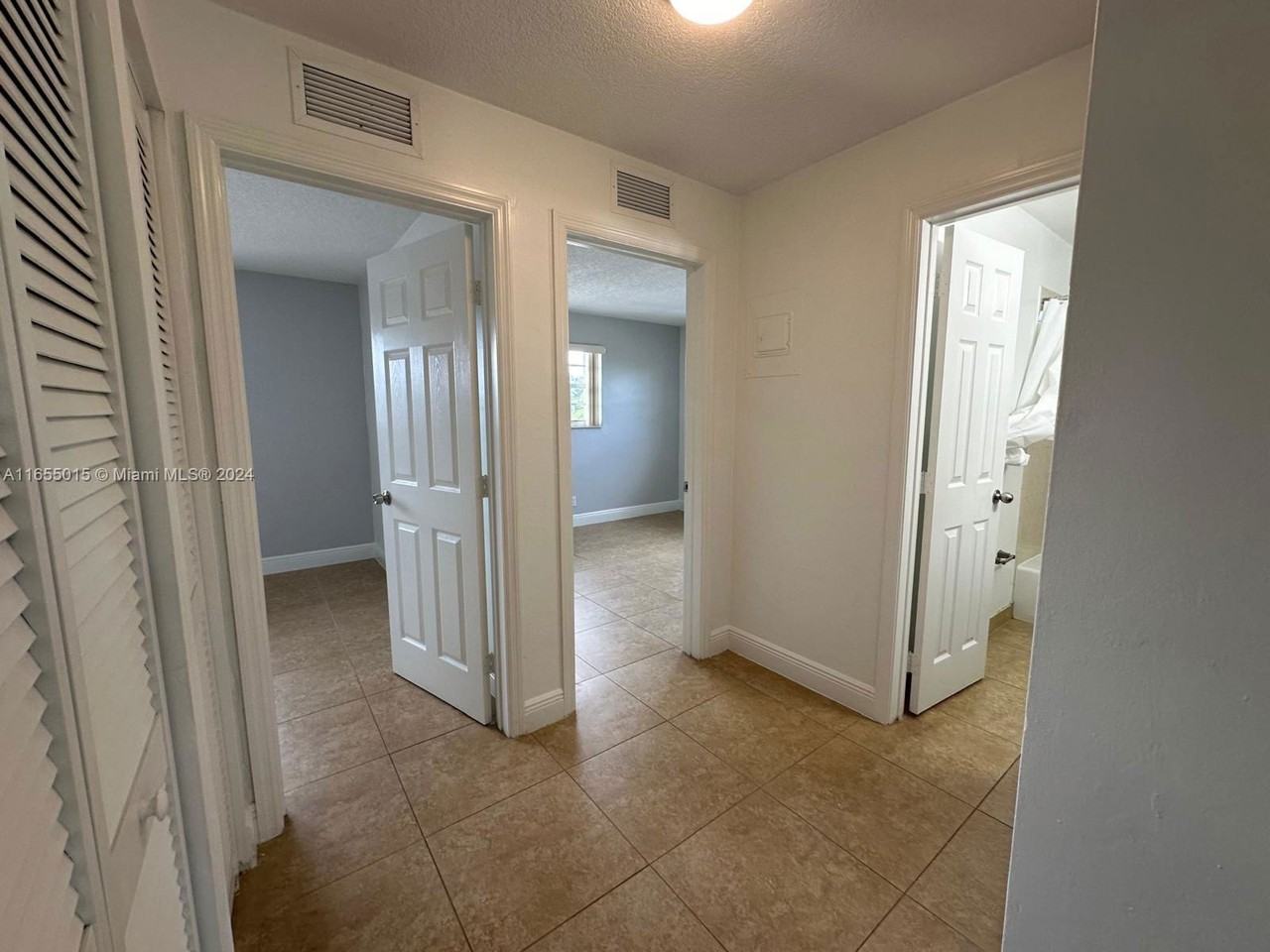 2902 Ne 17th Ave #2902 - Photo 5 of 8