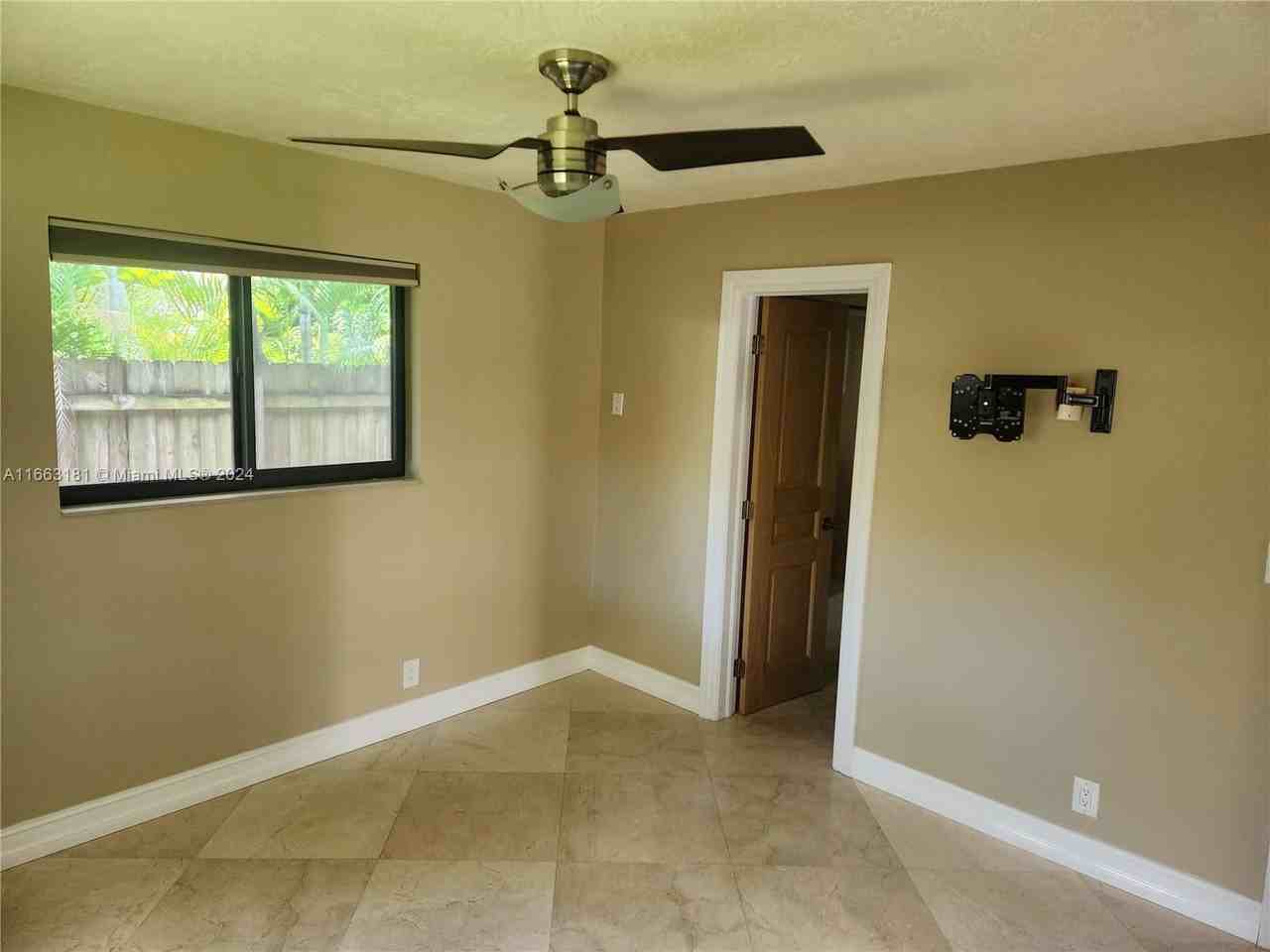 210 Charley Ave #210C - Photo 7 of 8