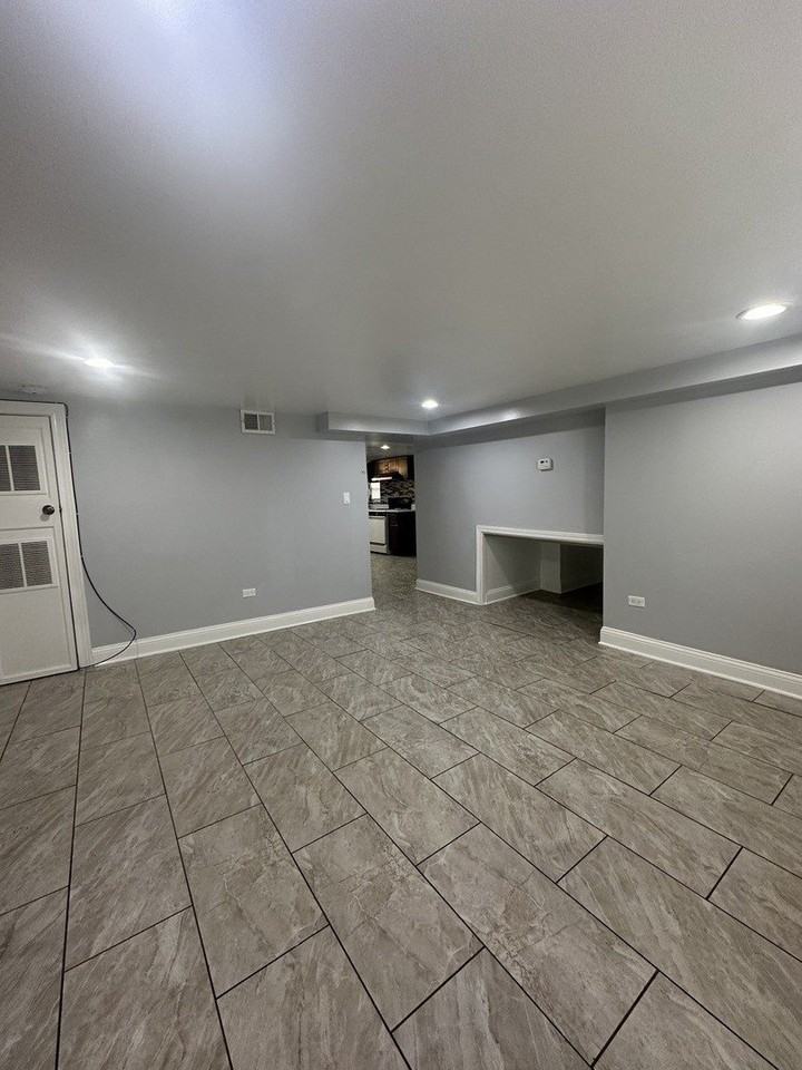 1656 N Monitor Ave #G - Photo 5 of 12