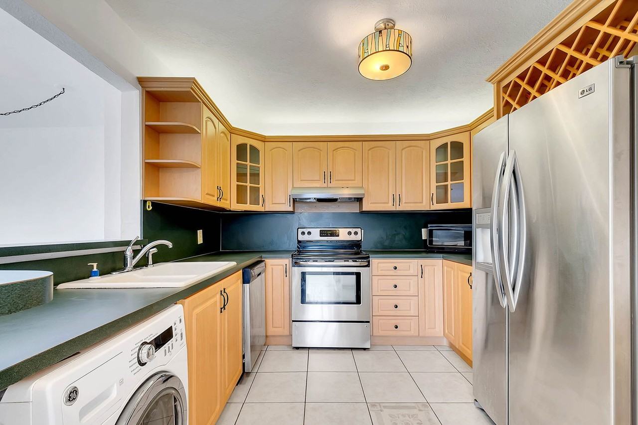 130 S Shore Dr #5C - Photo 2 of 8