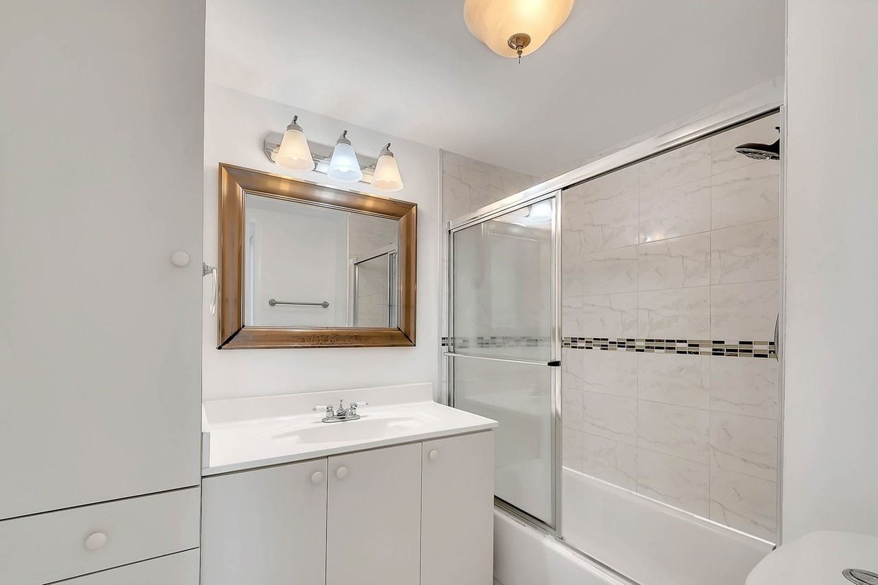 130 S Shore Dr #5C - Photo 3 of 8
