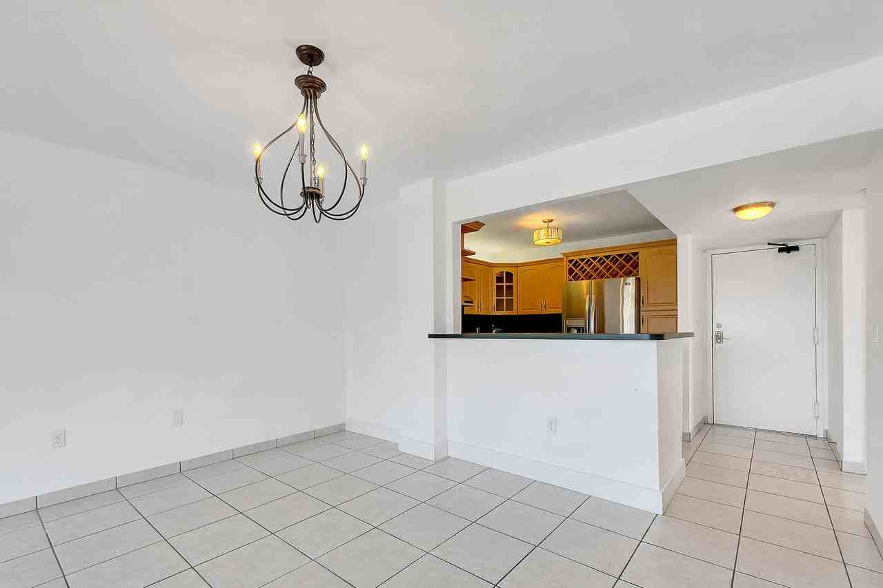 130 S Shore Dr #5C - Photo 6 of 8