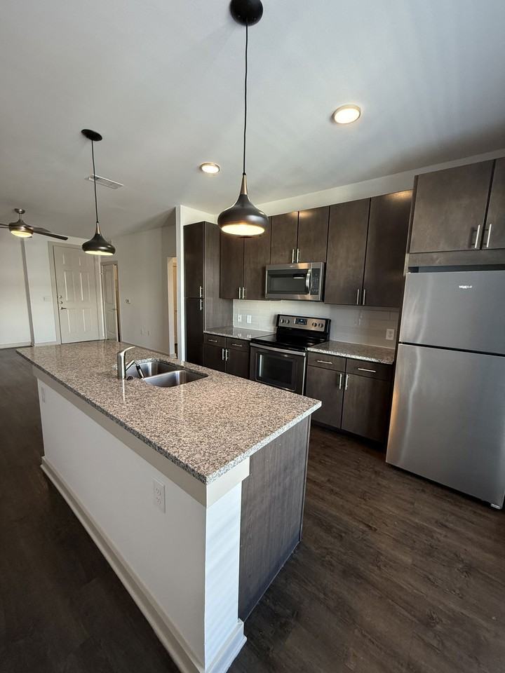 Arborlawn Drive - Photo 2 of 7