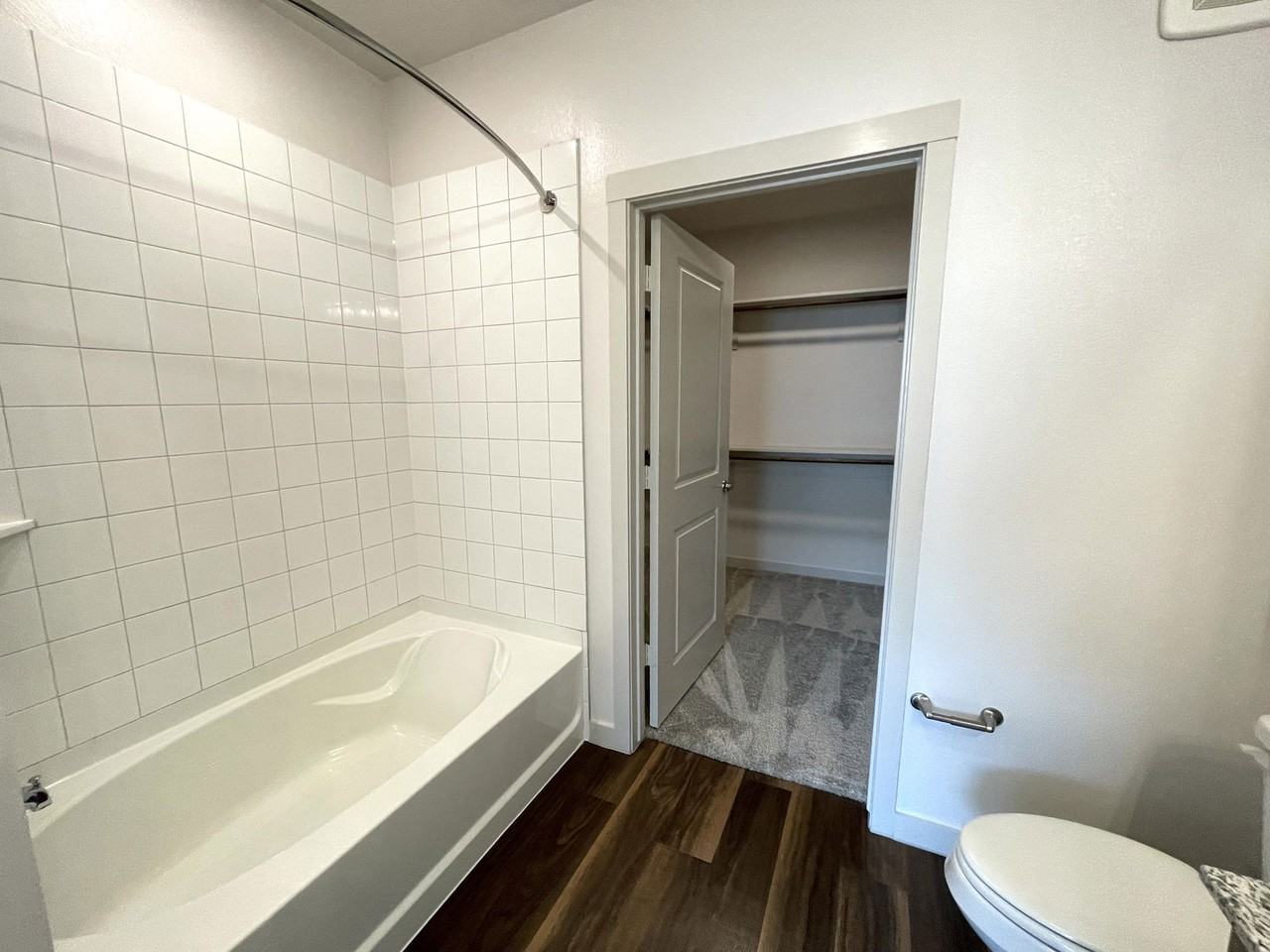 4400 Prairie Xing #3212 - Photo 7 of 8